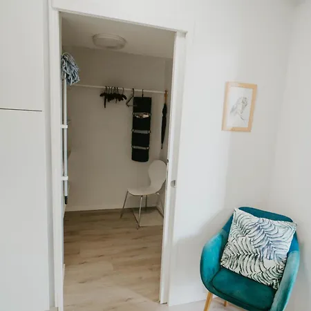 ~ A Modern Flat At A Calm Ground Floor ~